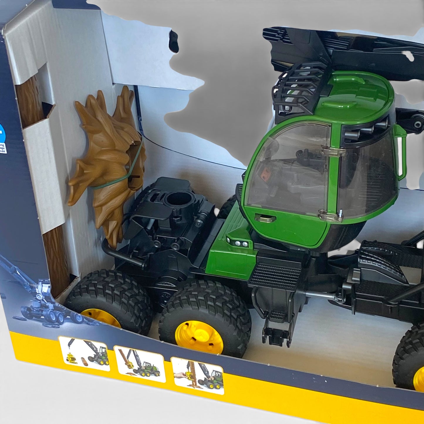 Bruder John Deere 1270G Harvester – Spielspaß für junge Forstarbeiter