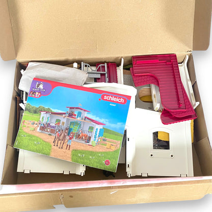 SCHLEICH Horse Club Reiterhof – 115 Teile für kreatives Spielen