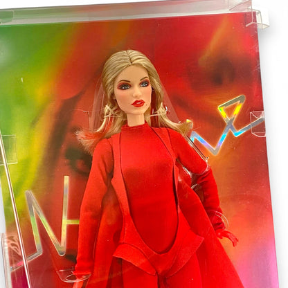 Barbie Signature Kylie Minogue Puppe – Roter Glamour