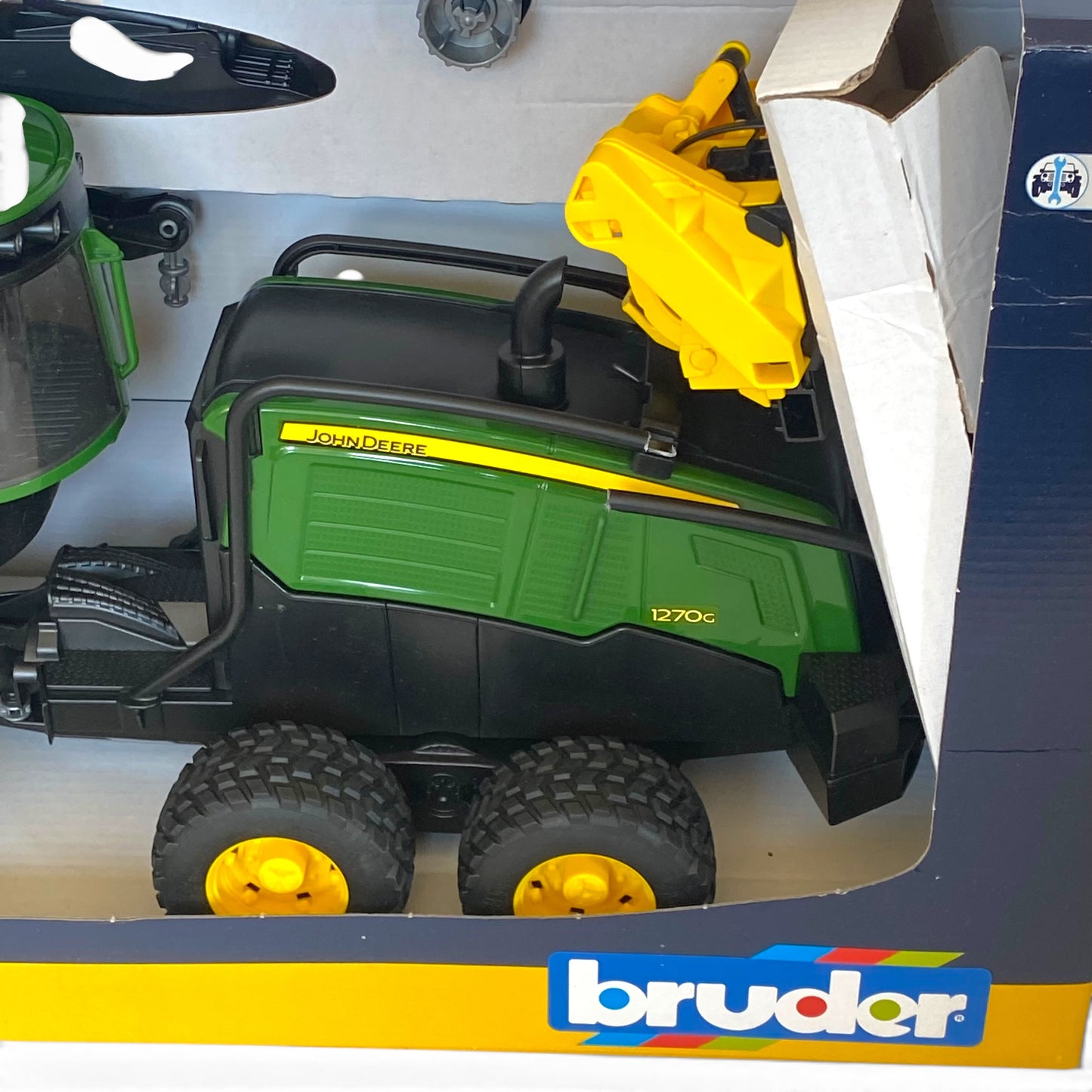 Bruder John Deere 1270G Harvester – Spielspaß für junge Forstarbeiter